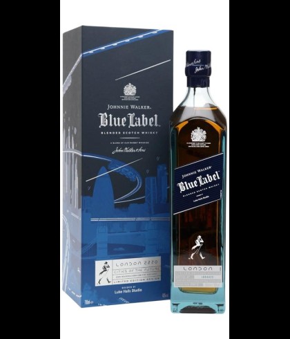 Fles blended Scotch van Johnnie Walker, op voorraad bij slijterij t Bockje in Bathmen