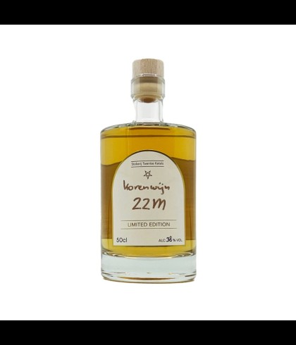 Fles Twentse Ketels Korenwijn 22M, jenever, bij slijterij t Bockje in Bathmen