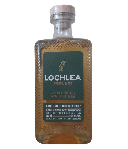 Fles Lowland single malt van Lochlea, op voorraad bij slijterij t Bockje in Bathmen