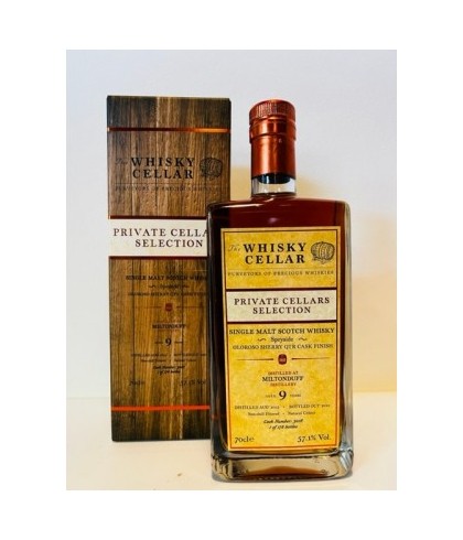 Fles Whisky Cellar Miltonduff 9 Years Old, enkel vat gebotteld door The Whisky Cellar, op voorraad bij slijterij ’t Bockje in Bathmen