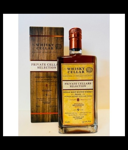 Fles Whisky Cellar Miltonduff 9 Years Old, enkel vat gebotteld door The Whisky Cellar, op voorraad bij slijterij t Bockje in Bathmen