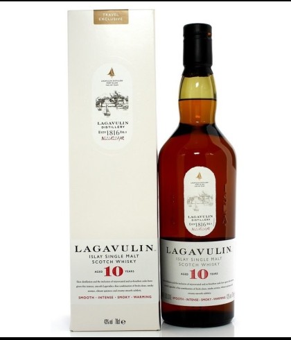 Fles Islay single malt van Lagavulin, op voorraad bij slijterij t Bockje in Bathmen