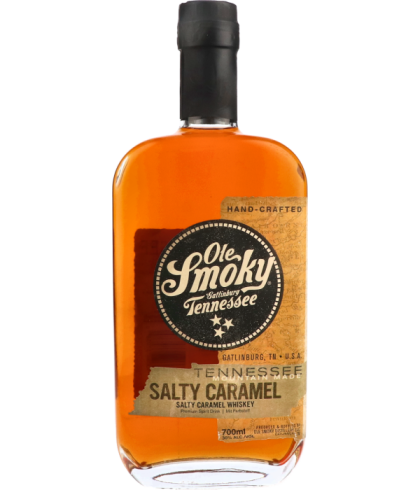 Fles Ole Smokey salty caramel whiskey, whisky, op voorraad bij slijterij ’t Bockje in Bathmen