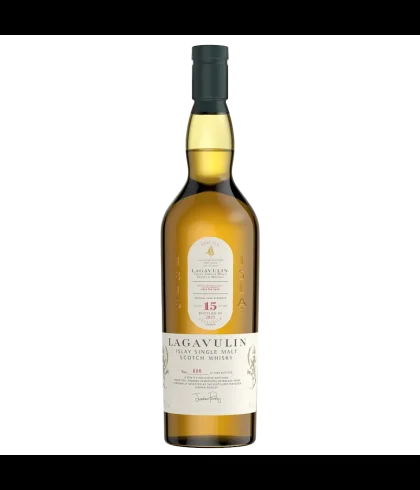 Fles Islay single malt van Lagavulin, op voorraad bij slijterij t Bockje in Bathmen