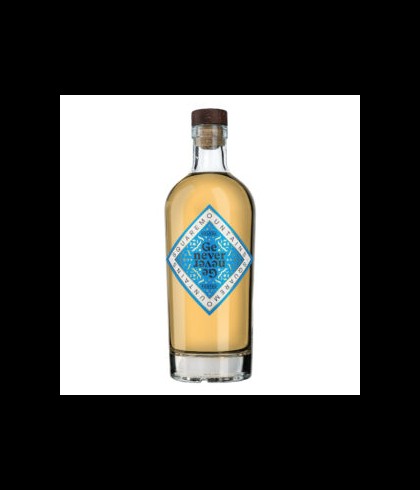 Fles Square Mountains Peated Genever, jenever, bij slijterij t Bockje in Bathmen