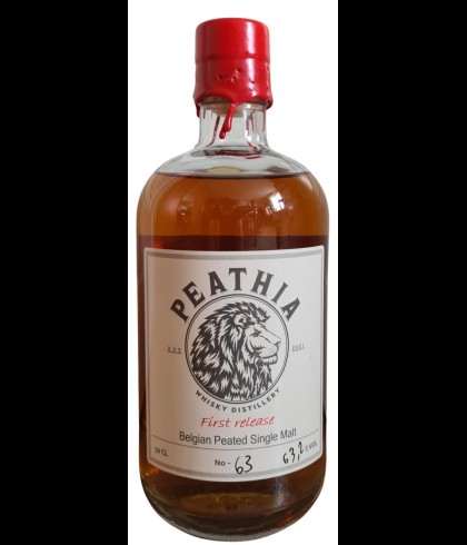 Fles Brugse Whisky Peathia 1st Release, whisky, op voorraad bij slijterij t Bockje in Bathmen