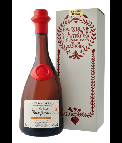 Fles Nusbaumer Exception Kirsch de Merise, kirsch van zwarte bergkers, bij slijterij t Bockje in Bathmen