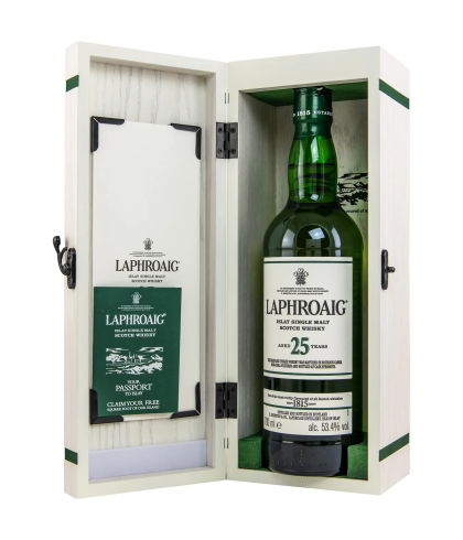 Fles Islay single malt van Laphroaig, op voorraad bij slijterij t Bockje in Bathmen