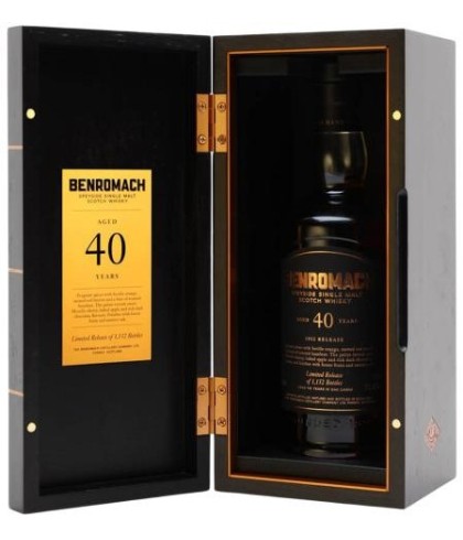 Fles Benromach 40 Years Old 2022 Release, single malt whisky, op voorraad bij slijterij t Bockje in Bathmen