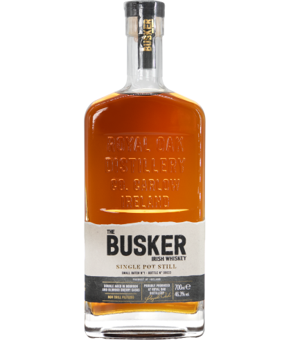 Fles The Busker Small Batch Single Pot Still, Ierse whiskey van Royal Oak in County Carlow, op voorraad bij slijterij t Bockje in Bathmen
