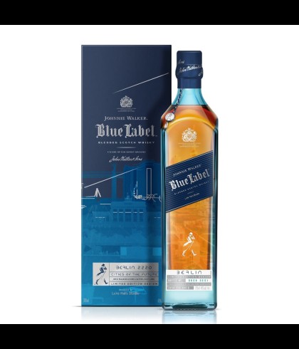 Fles blended Scotch van Johnnie Walker, op voorraad bij slijterij t Bockje in Bathmen