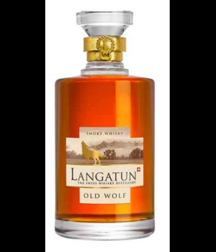 Fles Zwitserse whisky van Langatun, op voorraad bij slijterij t Bockje in Bathmen