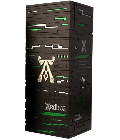 Fles Ardbeg 24 Years old Vintage 2000 Y2K Islay single malt whisky, single malt whisky, op voorraad bij slijterij t Bockje in Bathmen