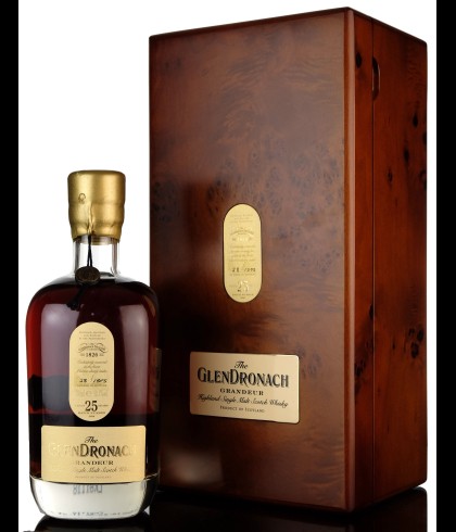 Fles GlenDronach 28 Years Old, single malt whisky, op voorraad bij slijterij t Bockje in Bathmen