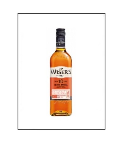 Fles J.P. Wiser's 10 Years Old Triple Barrel, whisky, op voorraad bij slijterij t Bockje in Bathmen