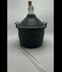 Wijn ballonfles van Ambrosio 5L met een Angled wine thief