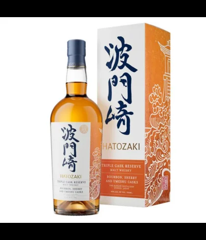 Fles Hatozaki Triple Cask Reserve, single malt whisky, op voorraad bij slijterij t Bockje in Bathmen