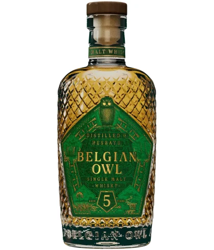 Fles Belgian Owl 5 Years Old, single malt whisky, op voorraad bij slijterij t Bockje in Bathmen