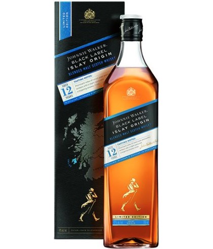 Fles blended Scotch van Johnnie Walker, op voorraad bij slijterij t Bockje in Bathmen