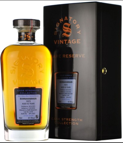 Fles Signatory Vintage Rare Reserve Bunnahabhain 42Y 1973 #12145, enkel vat gebotteld door Signatory Vintage, op voorraad bij slijterij t Bockje in Bathmen