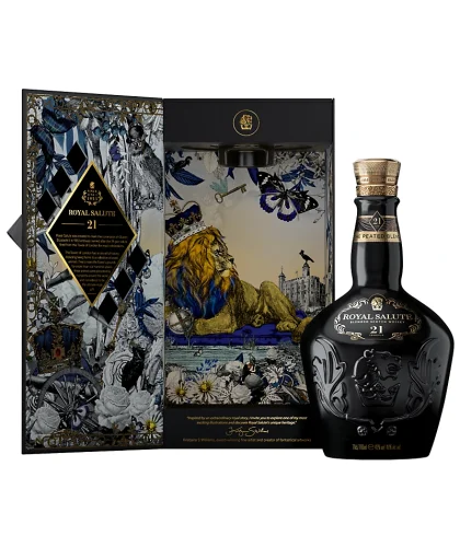 Fles Royal Salute 21 Years Old The Peated Blend, single malt whisky, op voorraad bij slijterij t Bockje in Bathmen