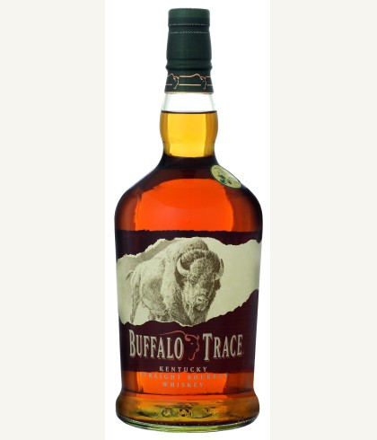 Fles Buffalo Trace Kentucky Straight Bourbon, whisky, bij slijterij ’t Bockje in Bathmen