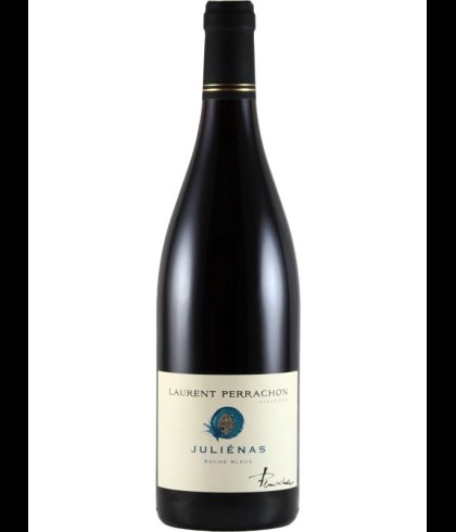 Fles Laurent Perrachon Julienas Roche Bleue, wijn bij slijterij t Bockje in Bathmen