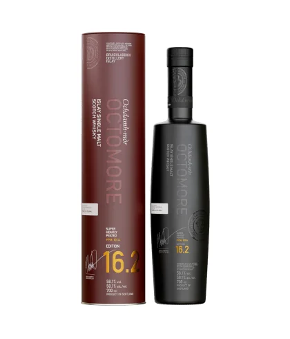 Fles Octomore 16.2, zwaar geturfde Islay single malt, op voorraad bij slijterij t Bockje in Bathmen