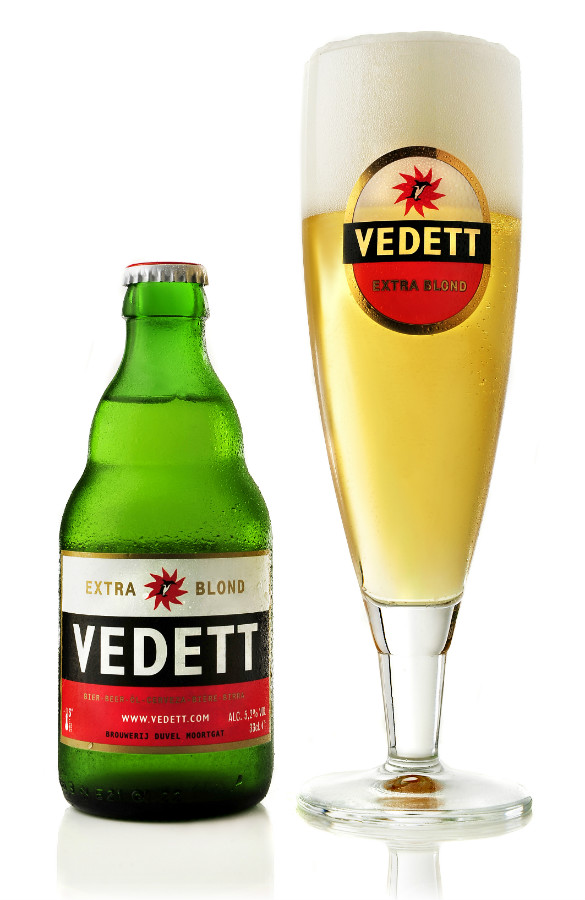 Fles Vedett Extra Blond Pilsner, bier van Vedett, op voorraad bij slijterij ’t Bockje in Bathmen