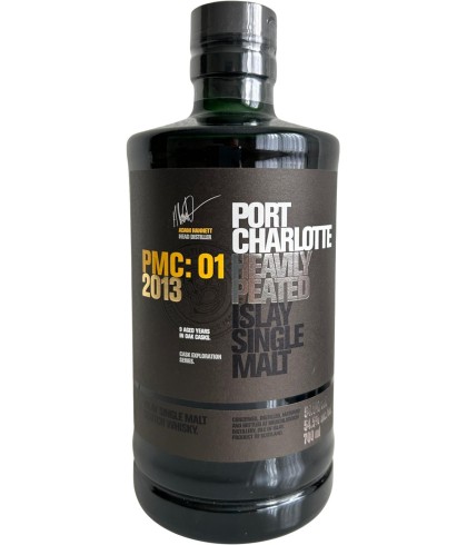 Fles Port Charlotte Heavily Peated 9 Years Old 2013, zwaar geturfde Islay single malt, bij slijterij ’t Bockje in Bathmen