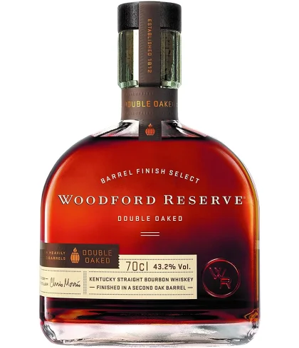 Fles Woodford Reserve Double Oaked, Amerikaanse whiskey uit Kentucky, op voorraad bij slijterij t Bockje in Bathmen